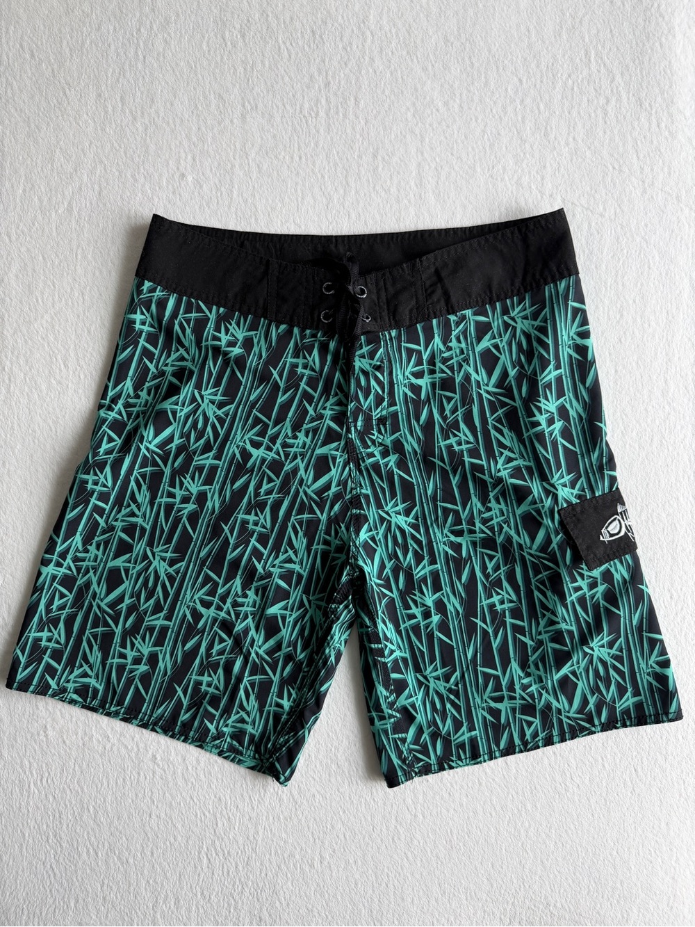 Tormenter Bamboo Print Board Shorts Mens Black Teal 32 Swim Trucks Beachwear